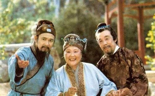 《红楼梦》｜四大家族衰败，受影响最小的是薛家，因为薛家有宝钗