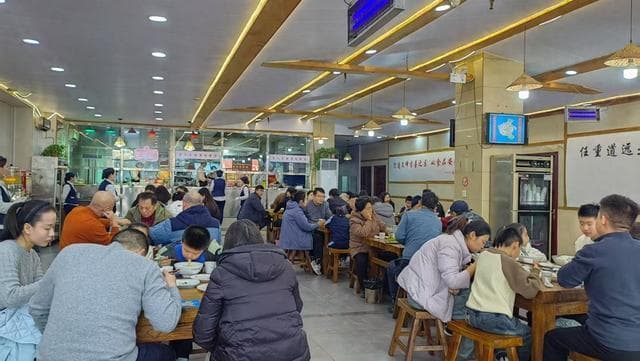 非遗美食捋面——安阳餐饮界的“胖东来”