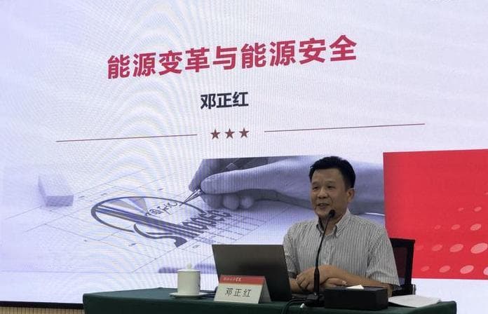 应对能源市场复杂性的重要工具：邓正红软实力油价分析模型介绍