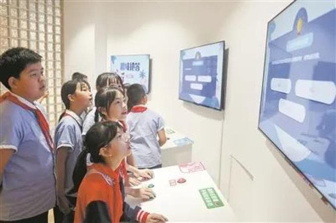 家庭与平台携手 守护青少年"网络晴空"