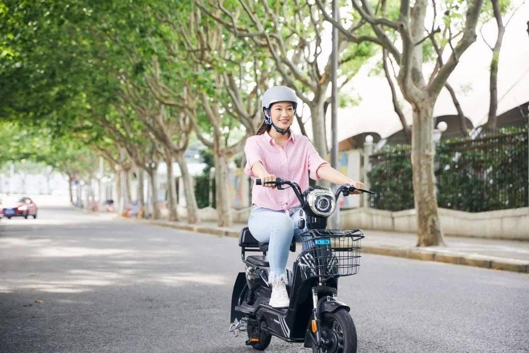 电动车怎样充电才安全？如何做到防患于未“燃”