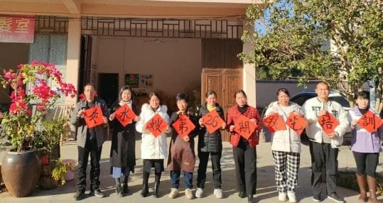 “非遗使者”灰水嫂，赋能产业振兴，助力农村女性“蝶变”