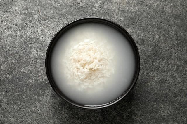 电饭煲蒸饭秘籍：轻松享受米香四溢的幸福时光