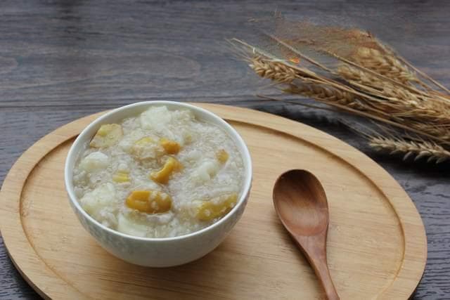 建议中老年早餐少吃白粥多吃它，比小米粥还养人，简单营养又美味