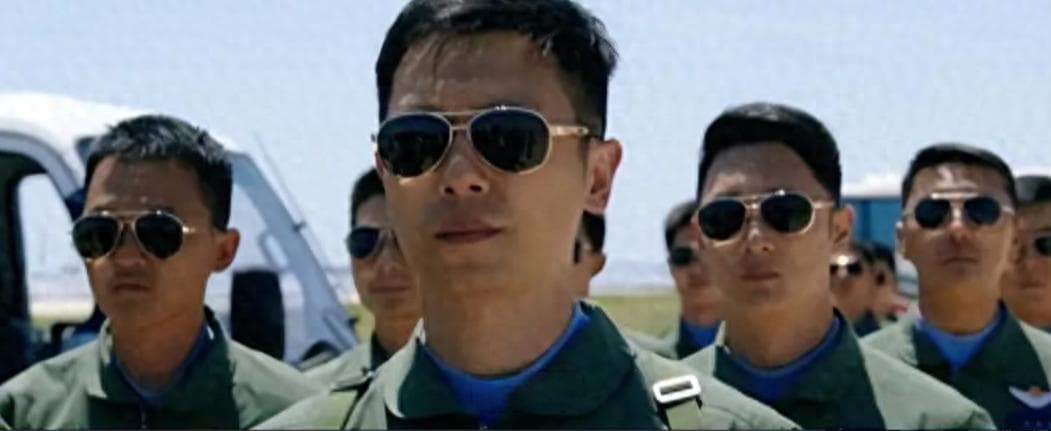 《海天雄鹰》热播，38集全景还原航母试航，多位实力派演员加盟