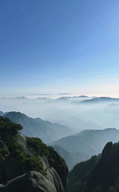 梦见高山上云雾缭绕的深层含义