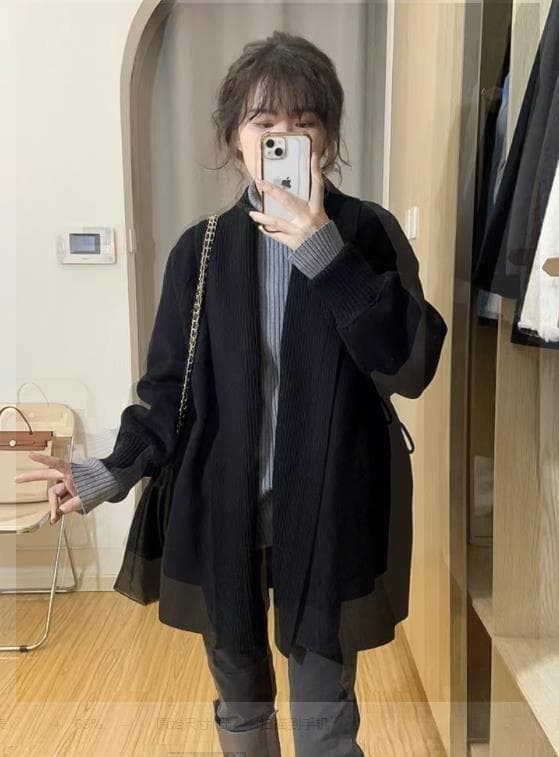 黑色外套内搭什么颜色好？多种色彩选择，彰显女性的独特韵味