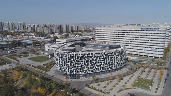 北京天坛医院门诊推行“一张纸走全院”：就医流程的数字化转型