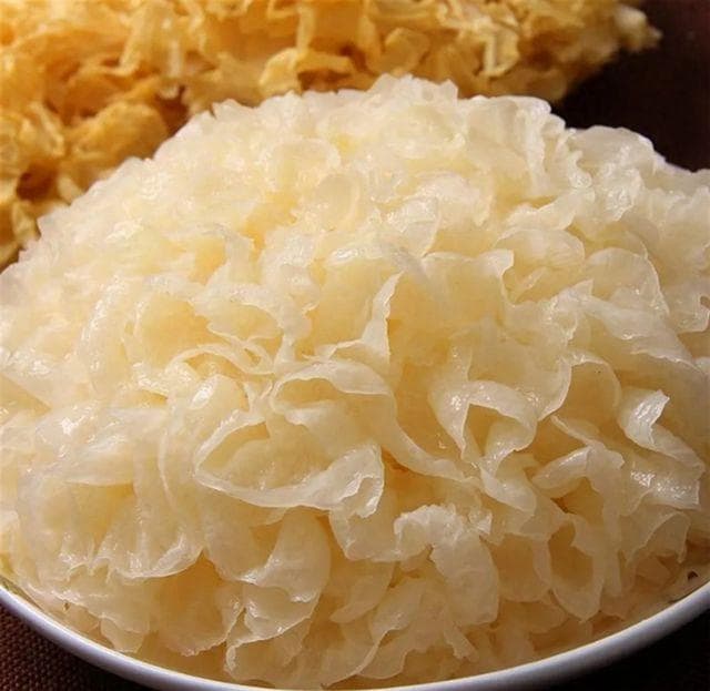 银耳怎么泡，煮的时候才会更多胶？