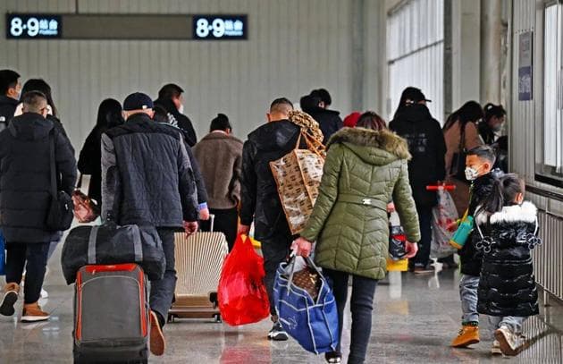 为什么公共交通越来越发达，可是依然有许多人坚持开车返家？