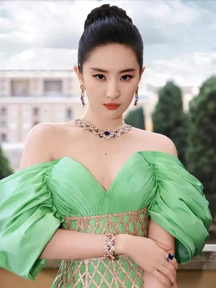 盘点娱乐圈8位珠圆玉润的女星，你最喜欢谁？