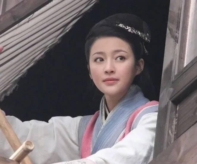 新版《水浒传》潘金莲：一个角色的创新与争议