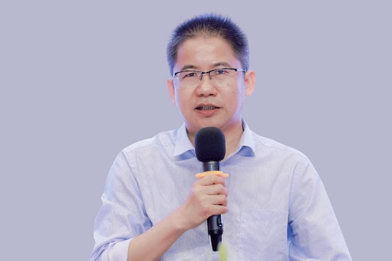 “奇葩”校规背后，是将控制、规训奉为圭臬的管理主义和效率主义倾向！