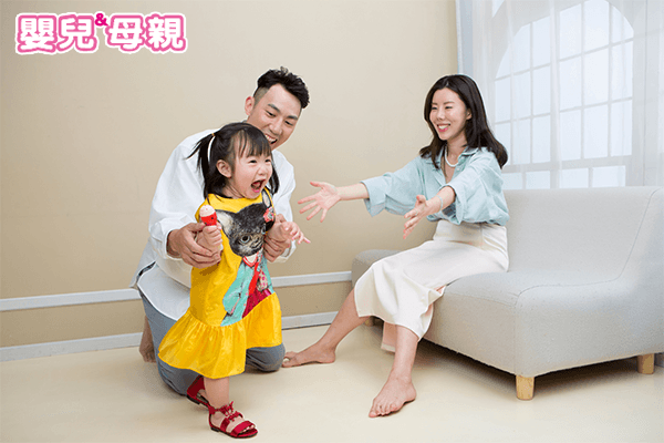 宝宝鞋怎么挑？学步鞋和学走鞋不一样！职能治疗师教你4关键选对鞋