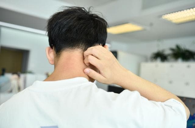 预防老年痴呆的最佳运动时间来了：练好身体这2处效果更好