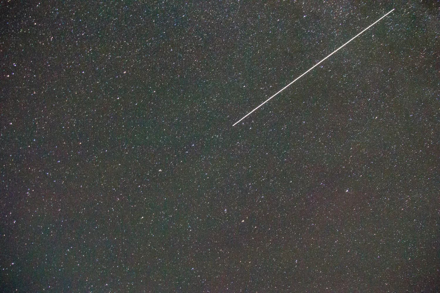 火星陨石和月球陨石：揭秘宇宙起源的“时间胶囊”