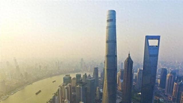 全球城市都在“矛盾中前进”，专家支招上海“五个中心”发展路径