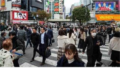 日元疲软推动日本旅游业刷新纪录，2024年中国游客大幅增长