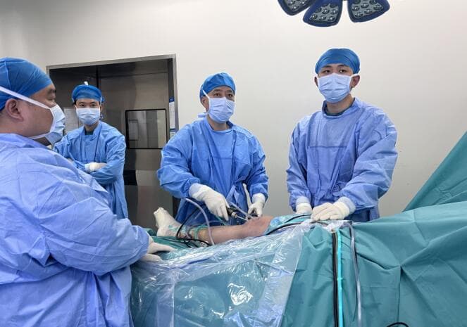 胶原蛋白不仅可以让人变美 还能给损伤关节软骨“打补丁”