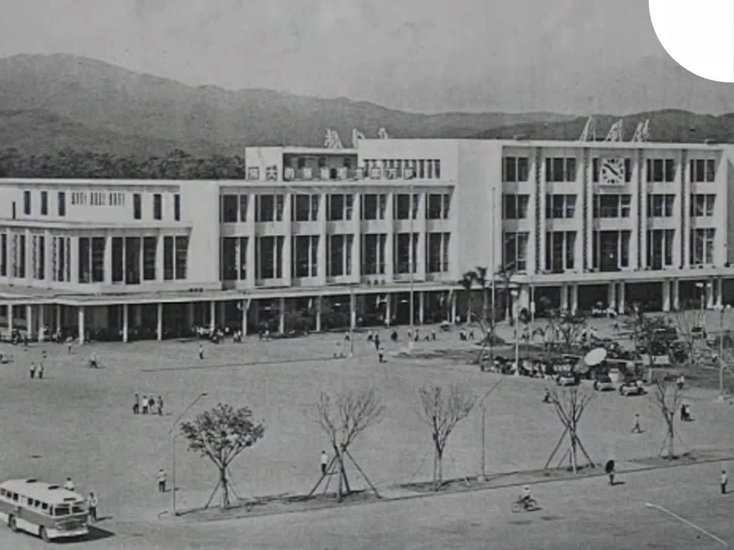 时光穿梭50年，广州火车站的“超级大变身”