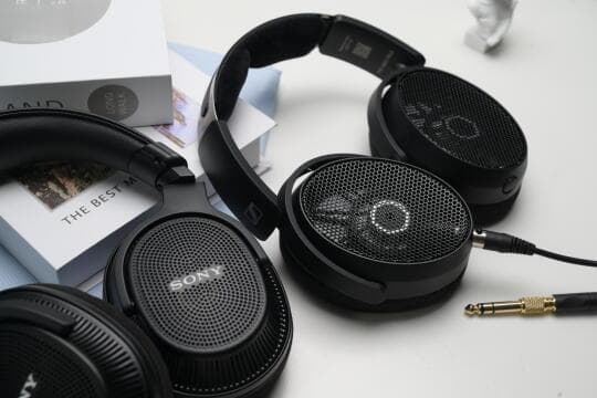 高保真还是便携性？HiFi耳机与普通耳机深度对比
