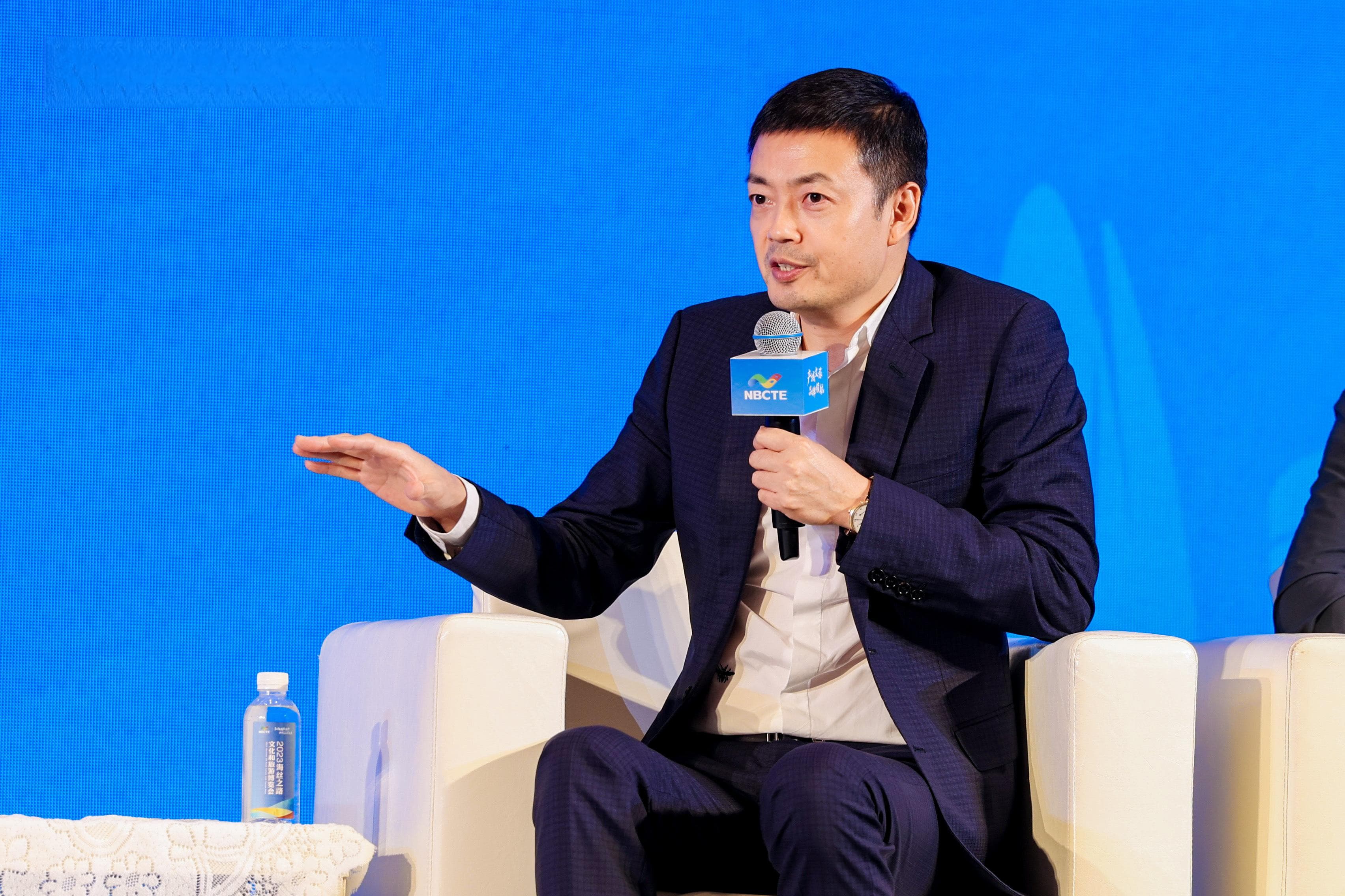 全球十大战略咨询公司：排名、优势与成功案例