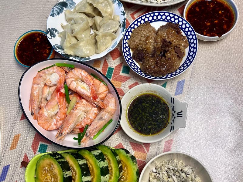 一家三口简易版晚餐