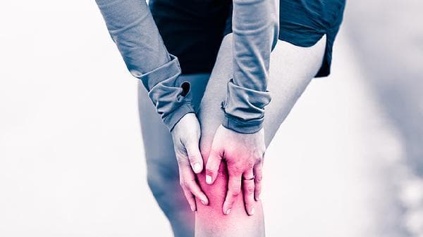 痛风性关节炎的治疗方案：从药物到生活方式的全面指南
