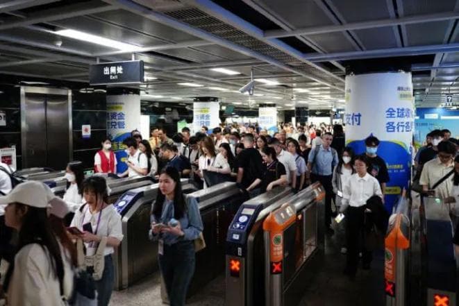 广州地铁明确：同站进出，10分钟内免费！