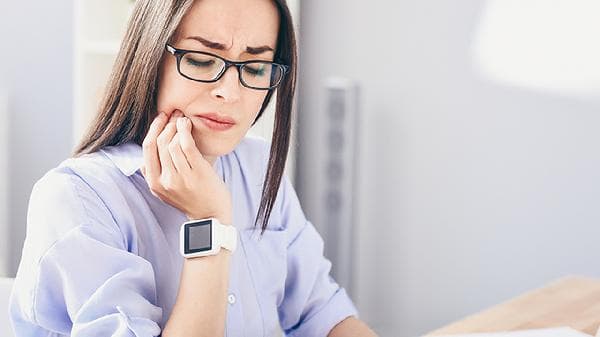 牙疼怎么办？16秒止疼法不存在，但这些缓解方法很实用
