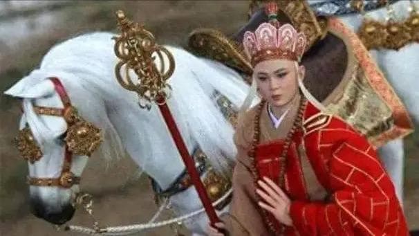 取得真经后，为何小白龙要第一时间跳化龙池？如果不跳会怎样？