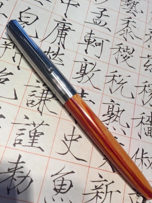 这大概是钢笔打败中性笔的原因