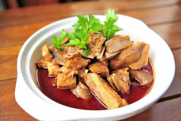 羊肉的营养价值高，春节想吃羊肉，怎样吃羊肉才健康？