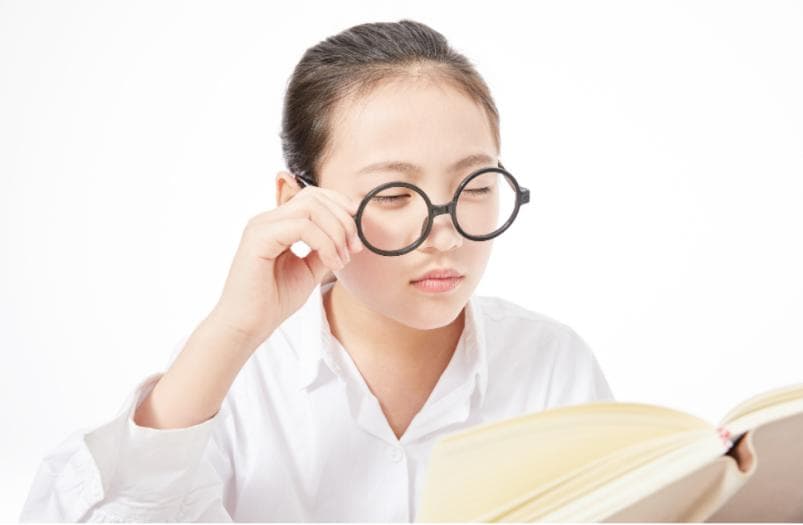 “视”界模糊？解析近视成因与应对策略