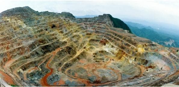 守住金矿如何制定合理的开采计划？这个计划需要考虑哪些因素？