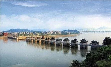 广东三大方言对比，人口、经济、影响力差距多大？