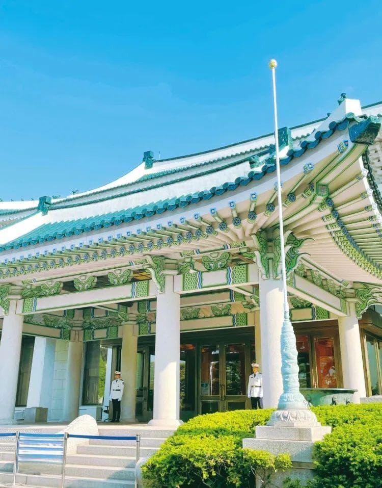 青瓦台，一个仿古建筑能有什么“魔咒”？