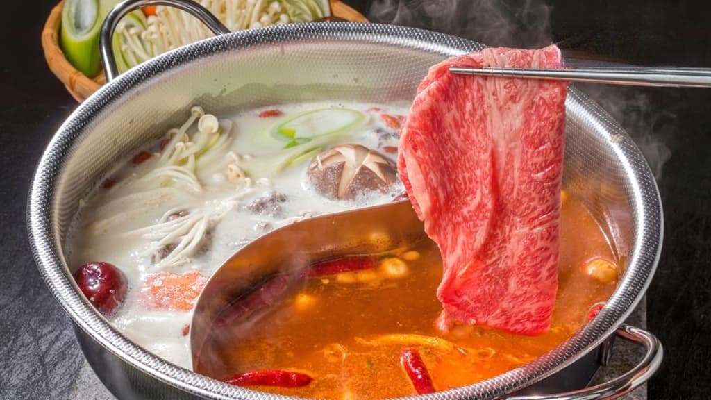吃辣能降14％死亡风险？医生提醒：麻辣火锅虽美味，这些细节要注意