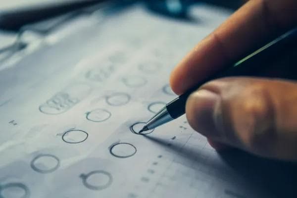 政治教师资格考试之重点内容与考题解析