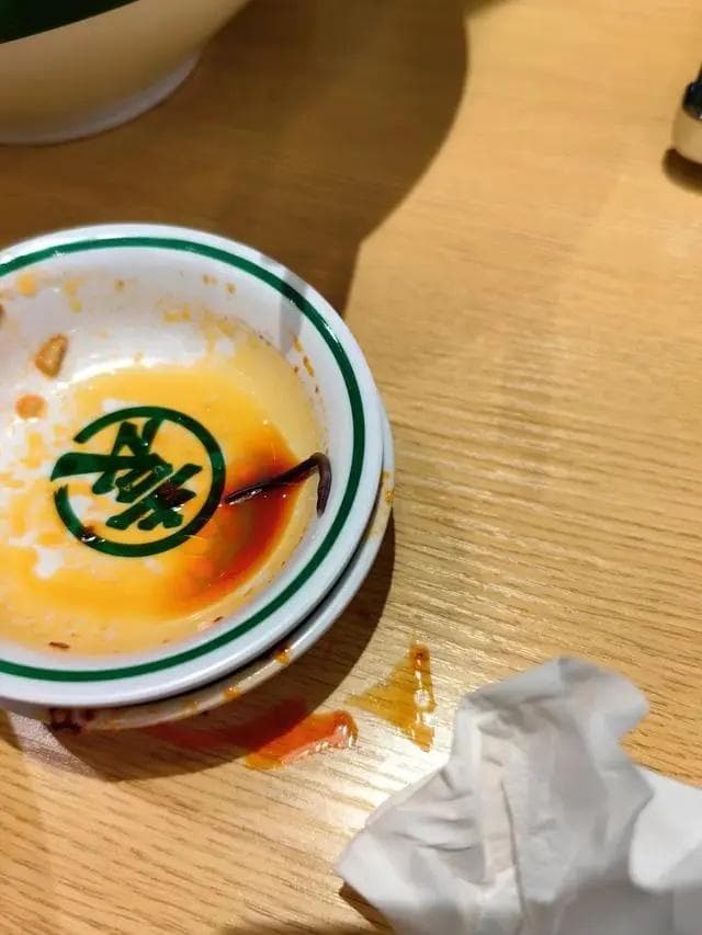 袁记云饺再回应门店“吃出蚯蚓”：涉事门店经政府检查已合规合格