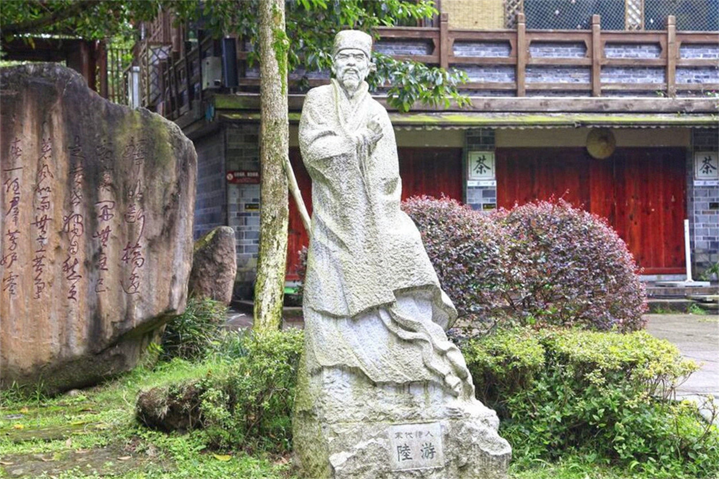 他被称为“南宋卷王”，写了3000多首诗记录食物，放荡不羁太爱吃