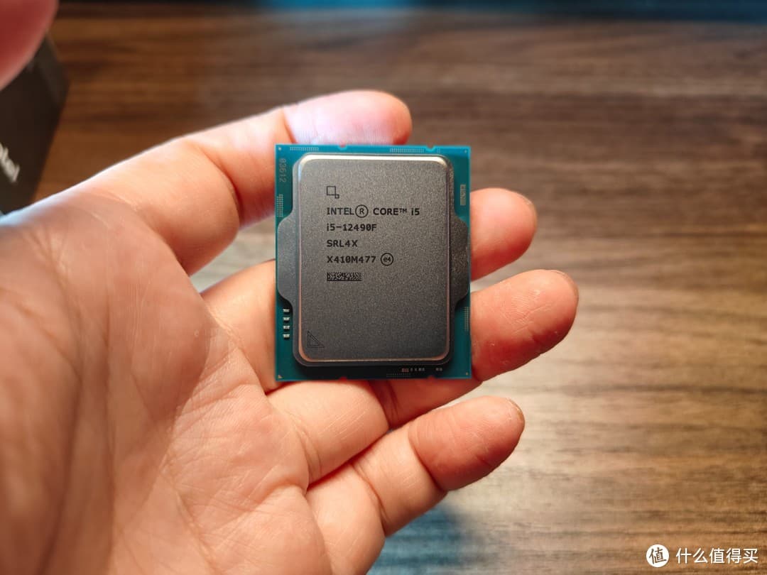 好钢用在刀刃上：i5-12490F vs R5 7500F性价比对比评测