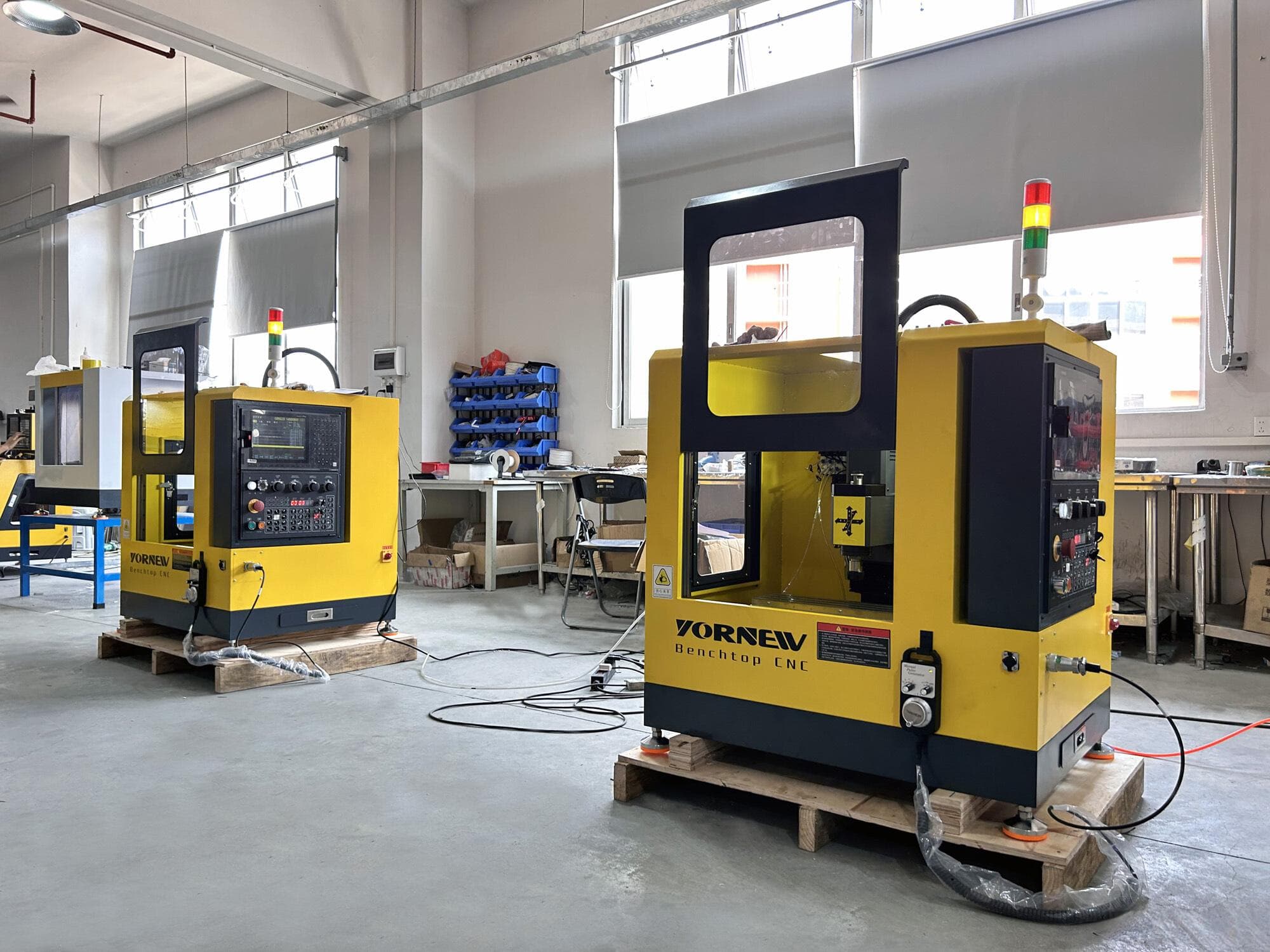 桌面级CNC加工中心：智能制造时代的微型加工利器