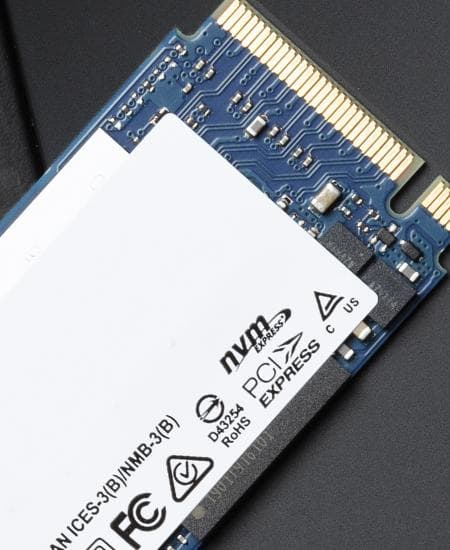 M.2 固态硬盘的两种类型：SATA 和 NVMe