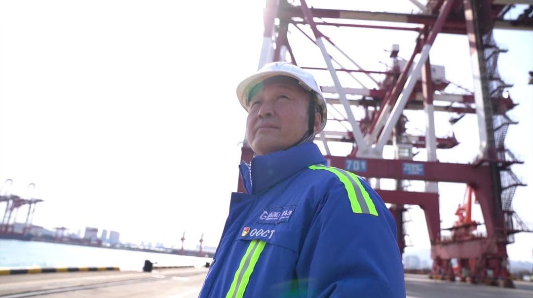 “人民工匠”许振超：技术工人是中国现代化建设的强大支撑，是中国制造的脊梁