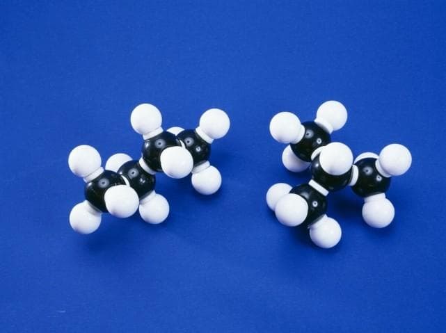 抗过敏的西替利嗪与左西替利嗪，多了一个“左”，有什么差别？