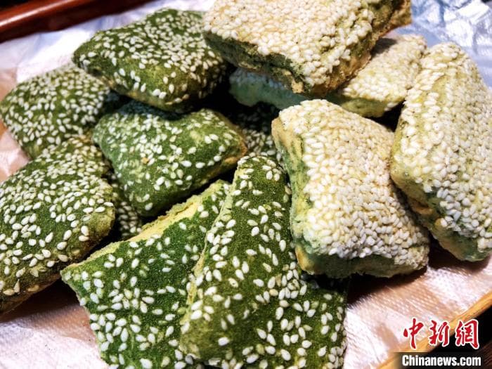 奉化千层饼：一层酥饼一层情