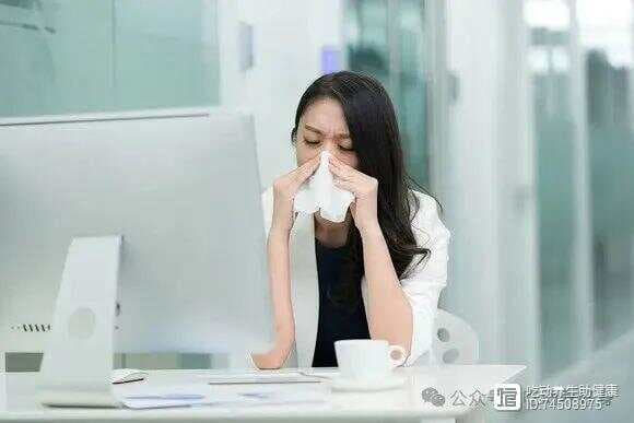 不吃早餐的危害：从身体健康到认知功能的全面解析