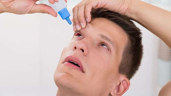 白内障：老化、辐射与炎症，揭秘眼红背后的隐形威胁