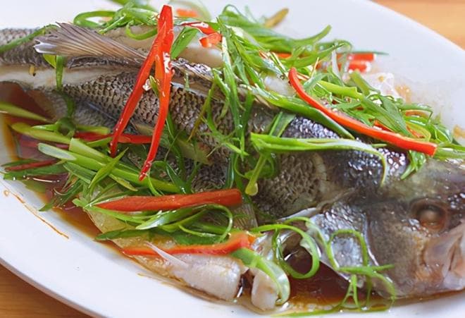 清蒸鱼，用冷水上锅就大错特错，做好6点，鱼肉鲜嫩不腥